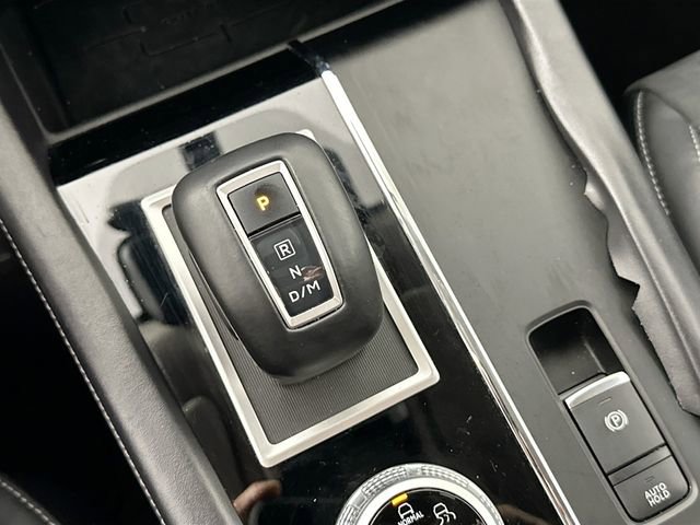 Used 2022 Mitsubishi Outlander SE image 14