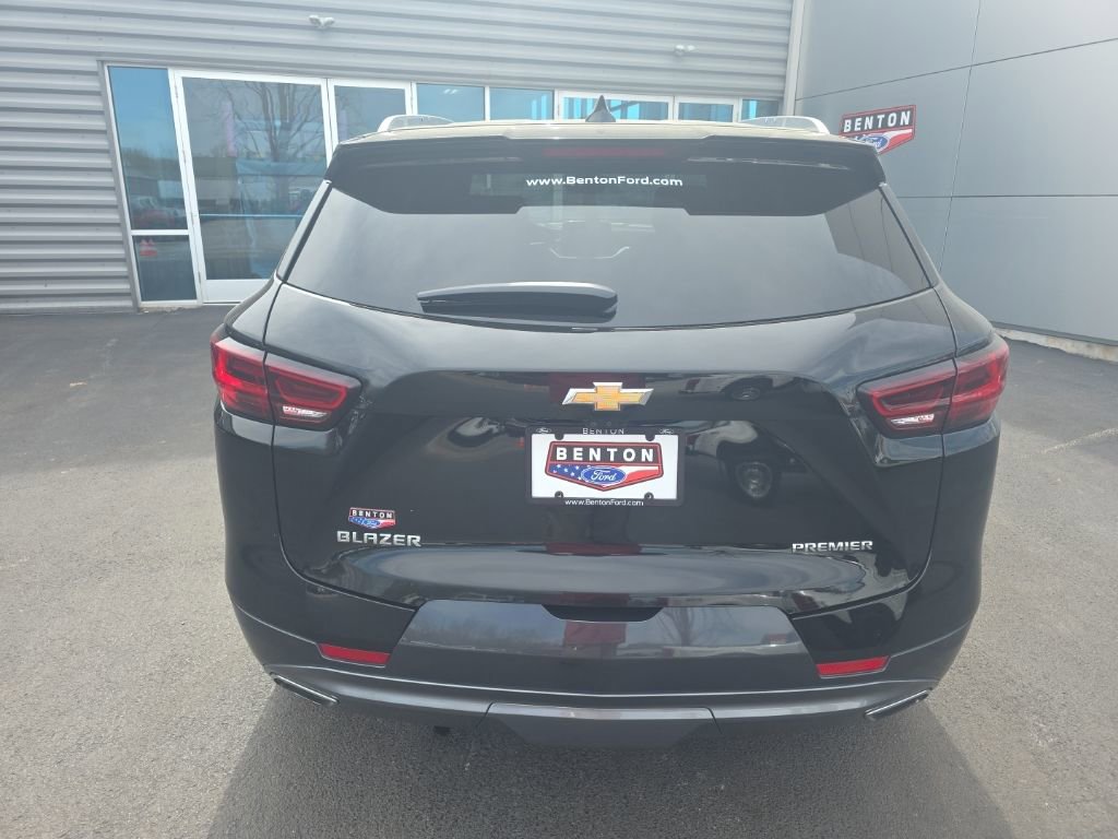 Used 2023 Chevrolet Blazer Premier w/ Driver Confidence II Package image 8