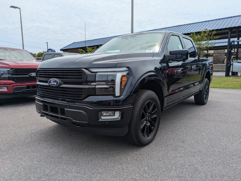 New 2026 Ford F150 Platinum w/ Equipment Group 702A High AWD/4WD image 8