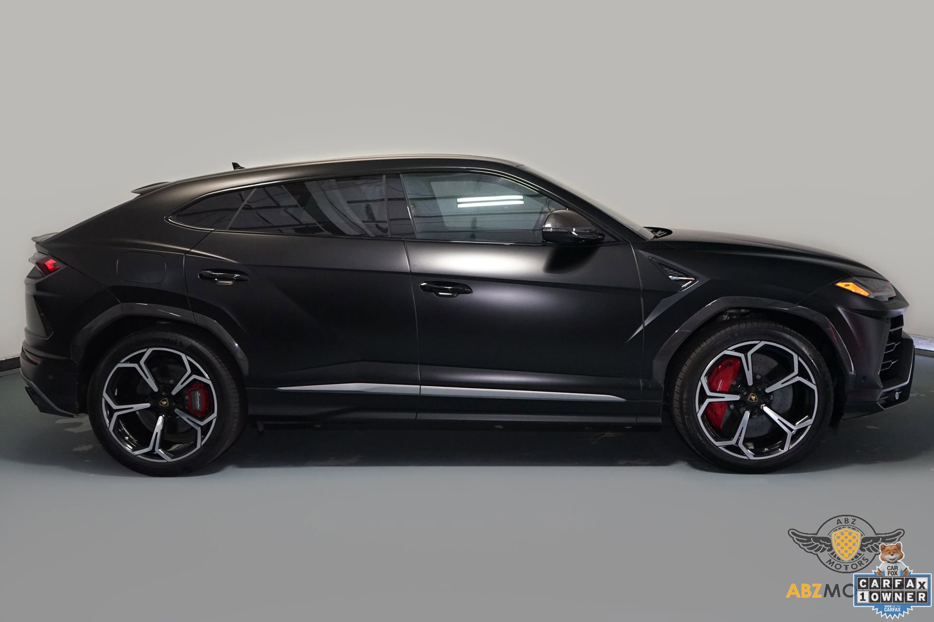 Used 2021 Lamborghini Urus image 4
