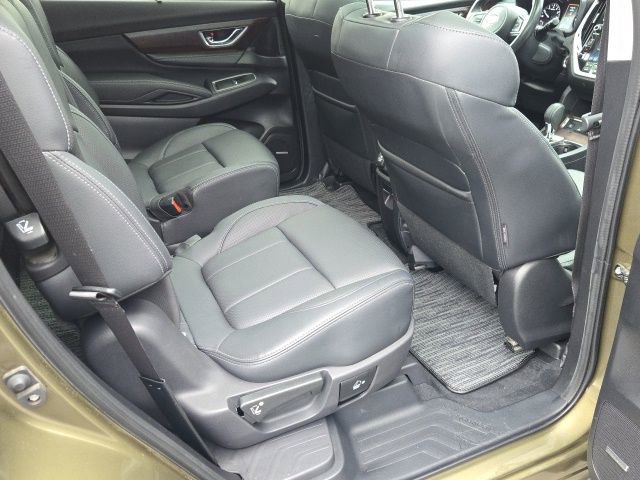 Used 2023 Subaru Ascent Touring image 10