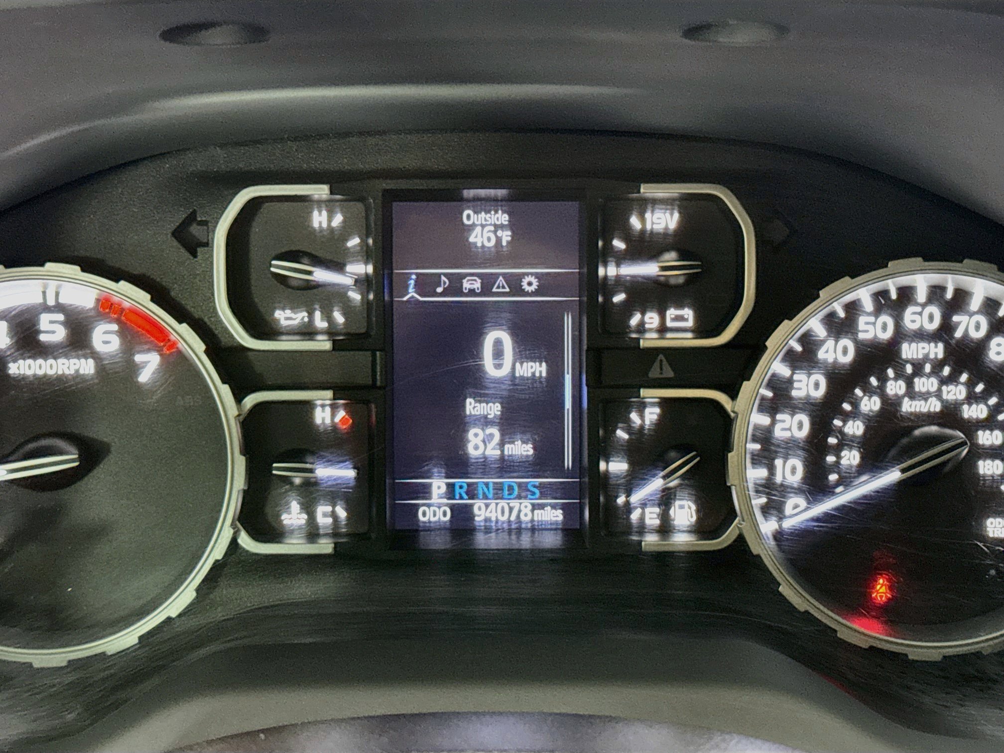Used 2018 Toyota Tundra SR5 AWD/4WD image 6