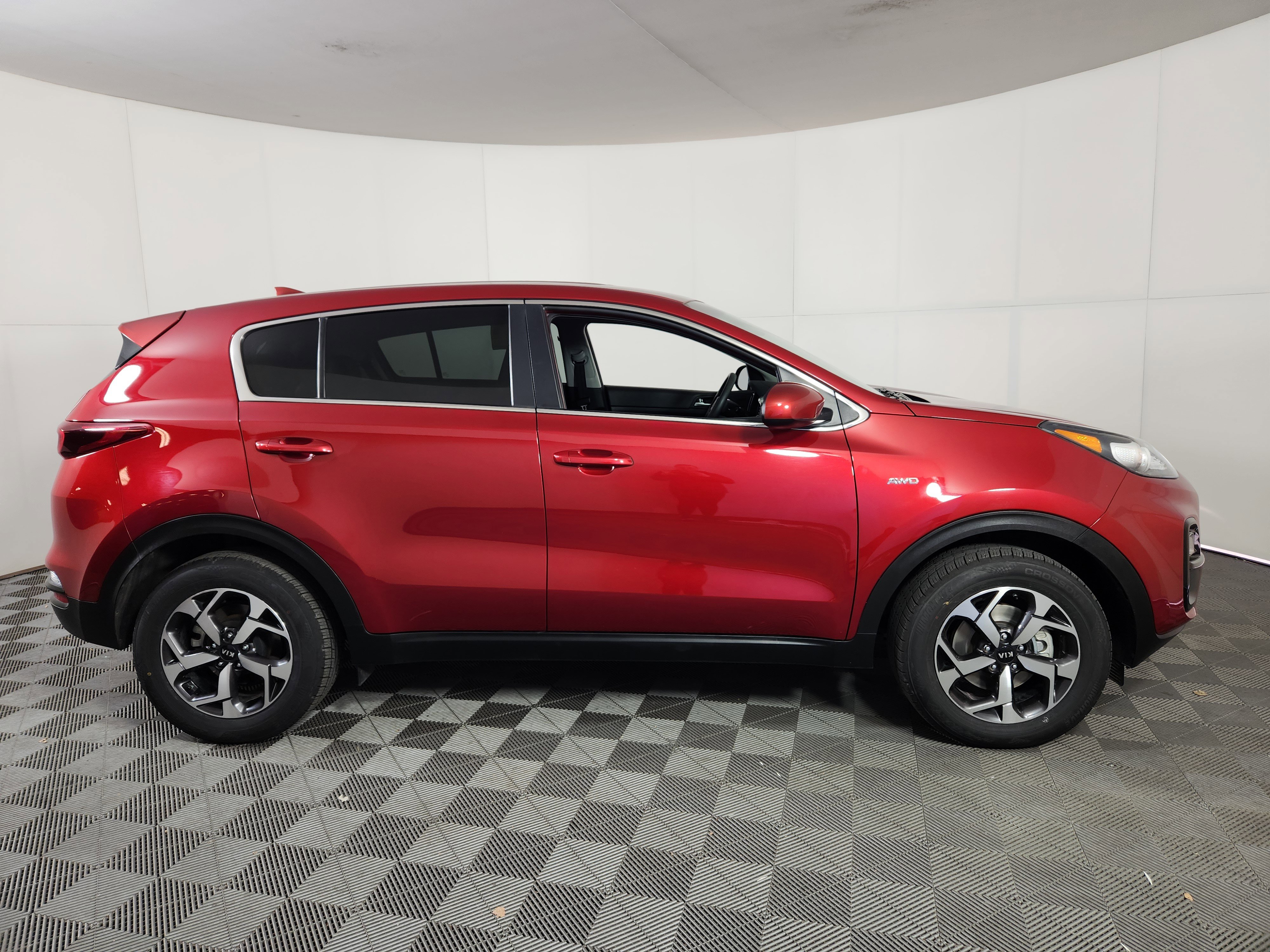Used 2021 Kia Sportage LX image 8