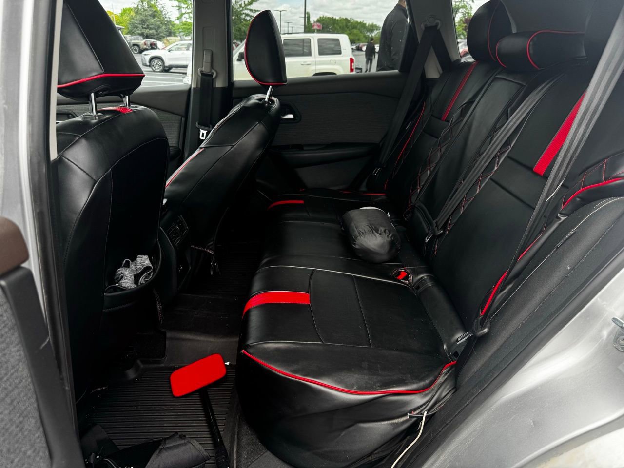 Used 2022 Nissan Rogue SV AWD/4WD image 13