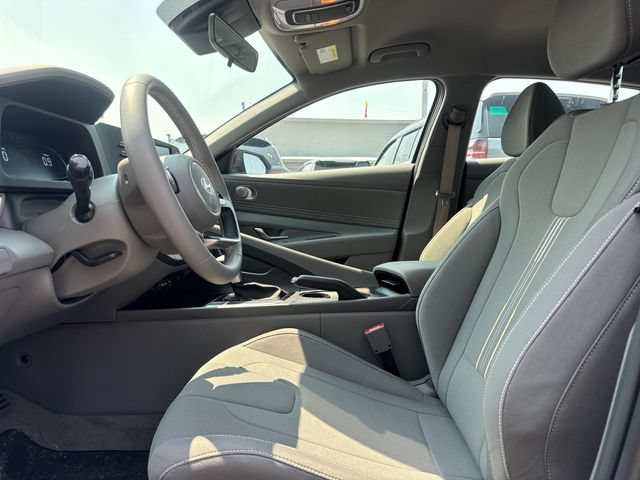 Used 2026 Hyundai Elantra Sport FWD image 13
