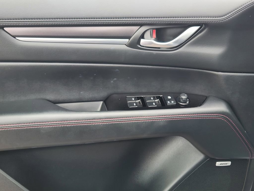 Used 2025 MAZDA CX-5 Carbon Edition image 13