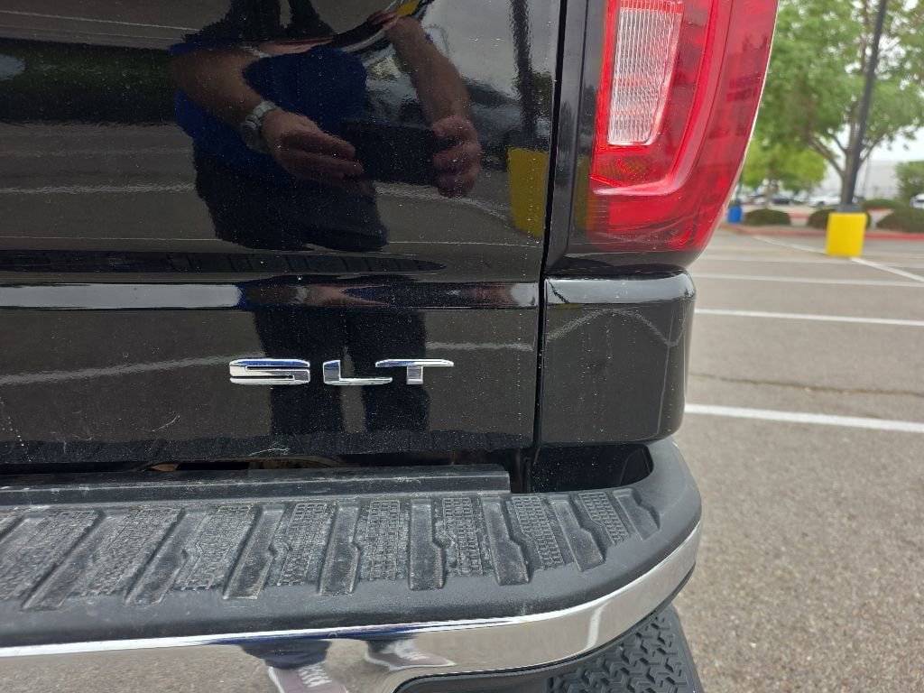 Certified 2025 GMC Sierra 1500 SLT AWD/4WD image 8