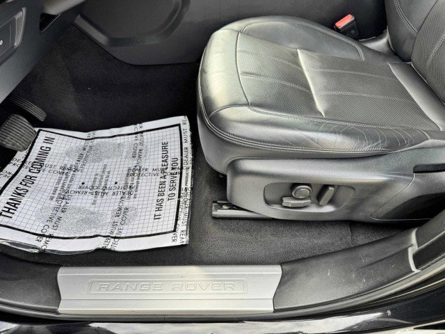 Used 2018 Land Rover Range Rover Sport HSE image 20