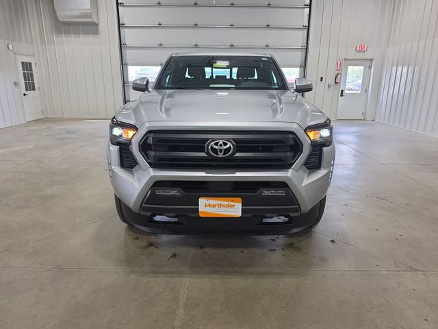 Used 2024 Toyota Tacoma SR5 AWD/4WD image 3