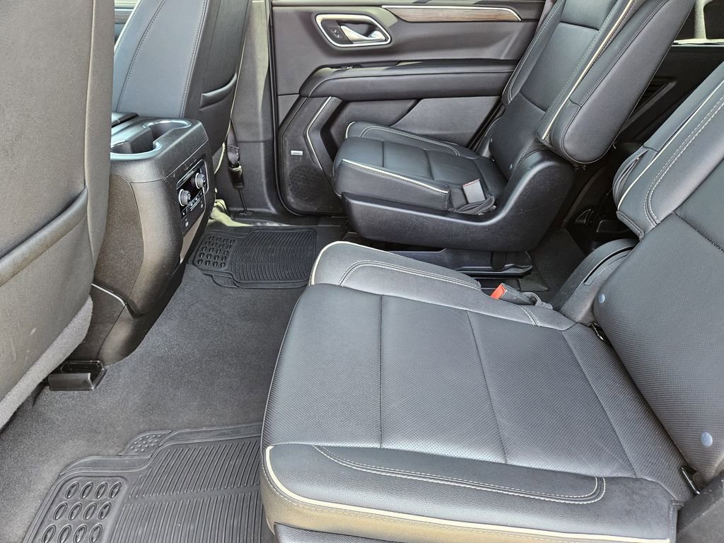 Used 2024 Chevrolet Tahoe Premier AWD/4WD image 35