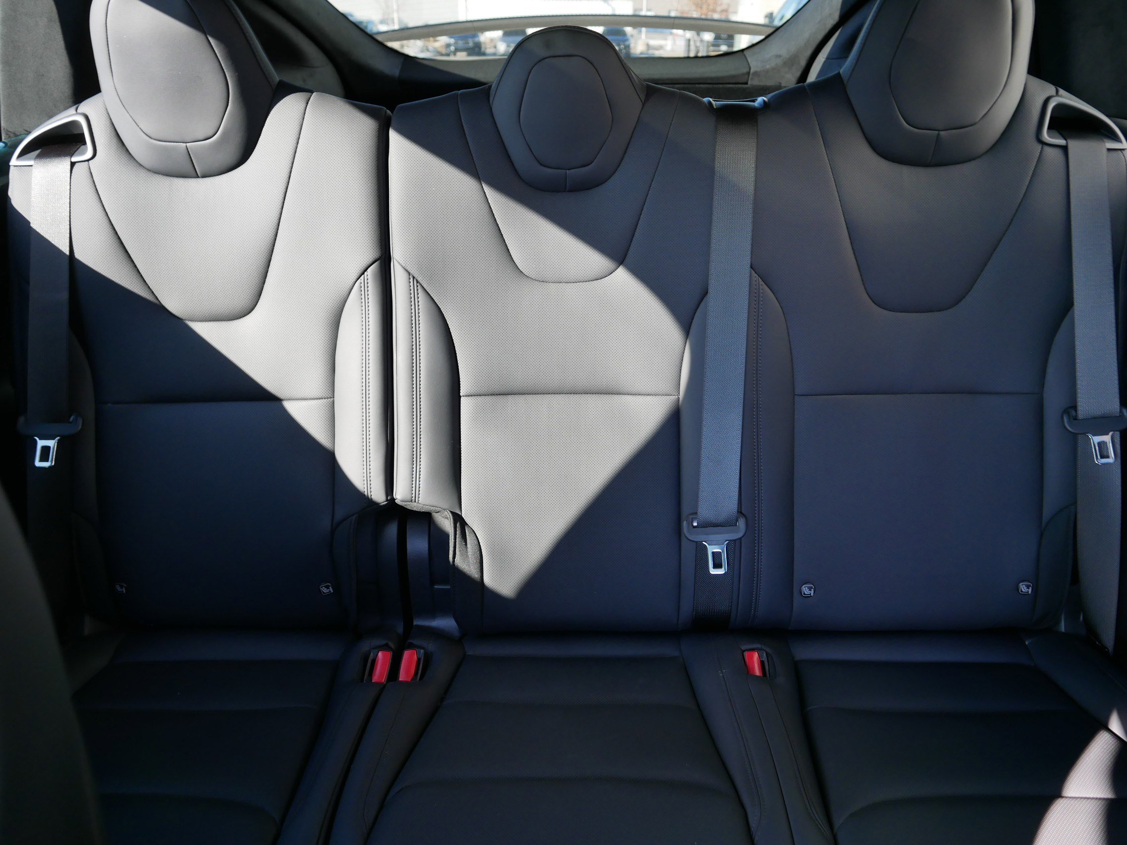 Used 2024 Tesla Model X image 13