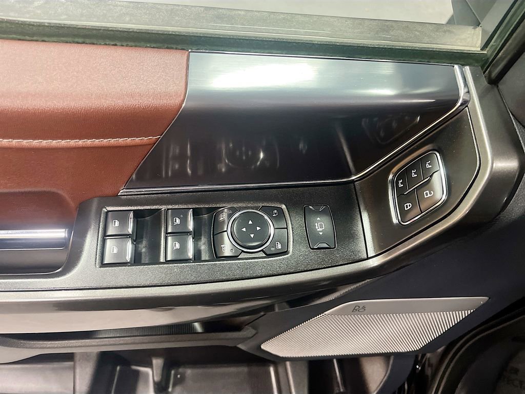 Used 2023 Ford F150 Lariat image 18