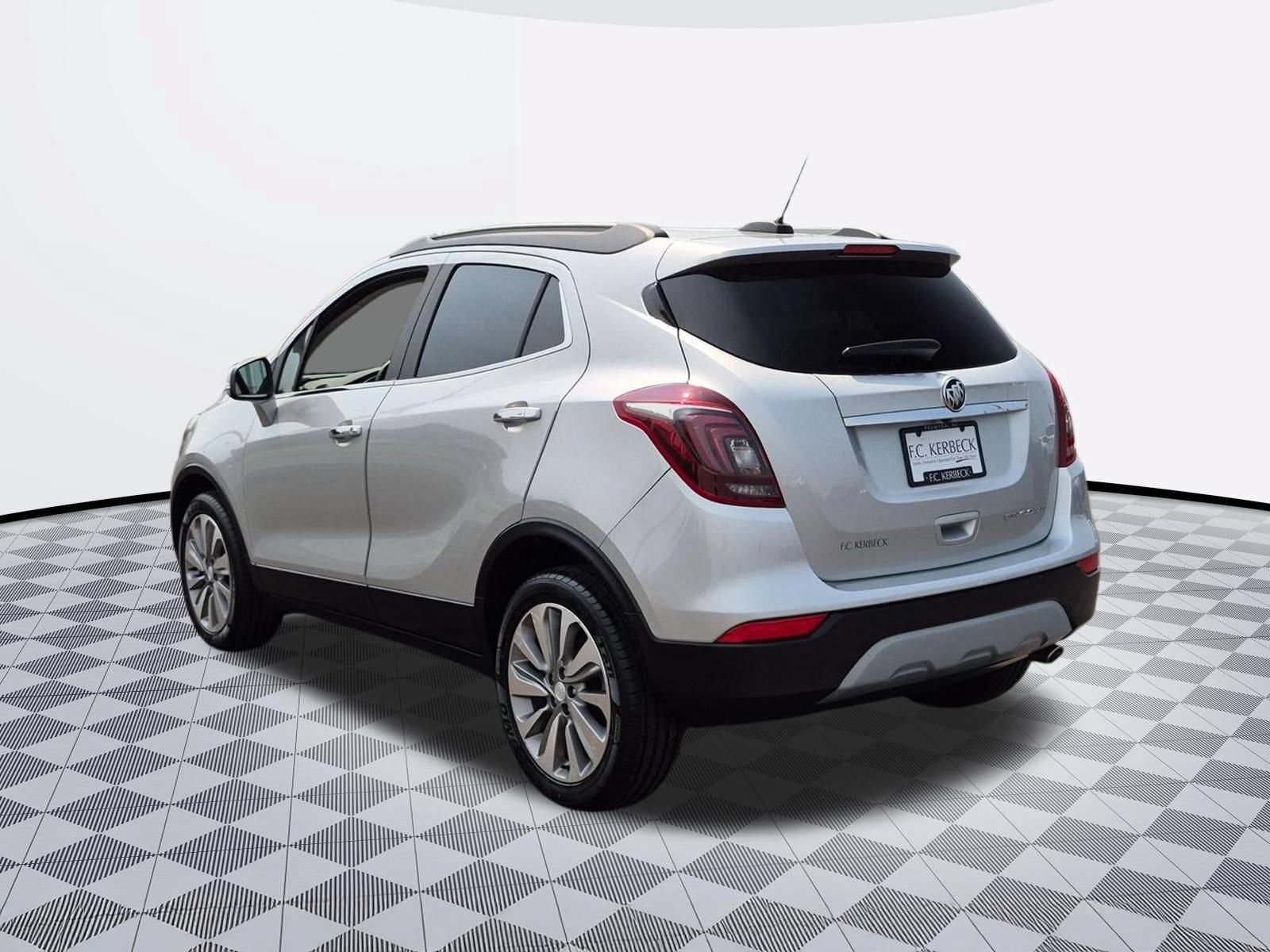 Certified 2019 Buick Encore Preferred w/ Safety Package FWD image 5