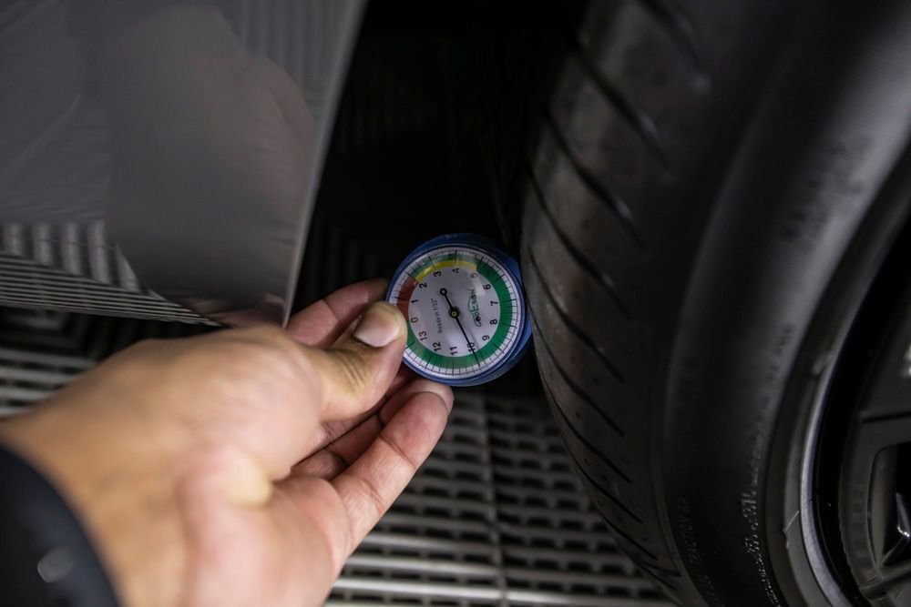 Used 2022 BMW 750i xDrive w/ M Sport Package image 44