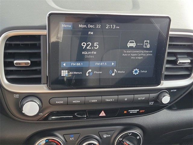 New 2026 Hyundai Venue SE image 8