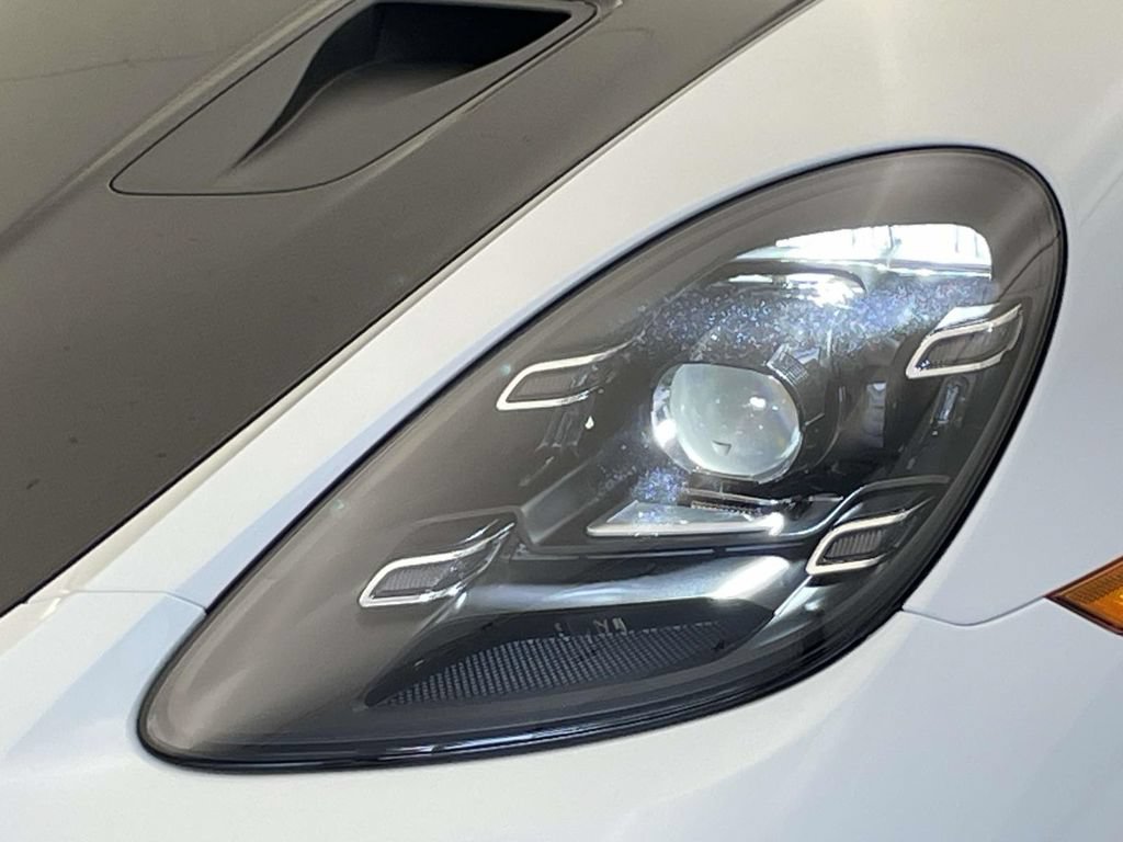 Certified 2025 Porsche 718 Boxster Spyder RS RWD image 15