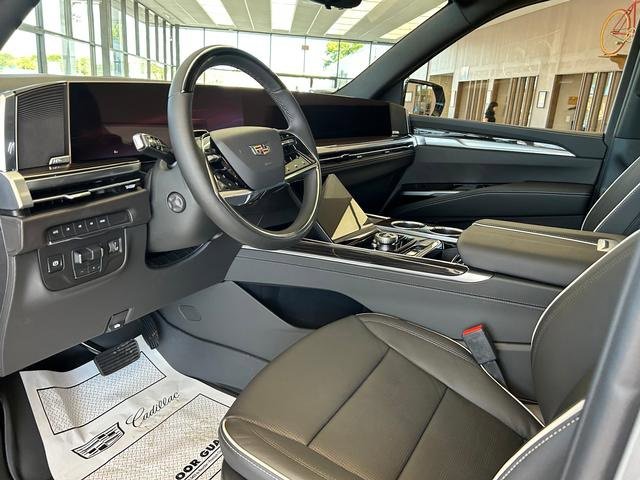 New 2025 Cadillac Escalade Premium Luxury w/ LPO, Floor Liner Package image 10
