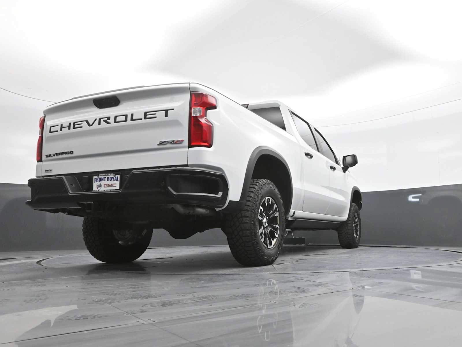 Used 2024 Chevrolet Silverado 1500 ZR2 image 45