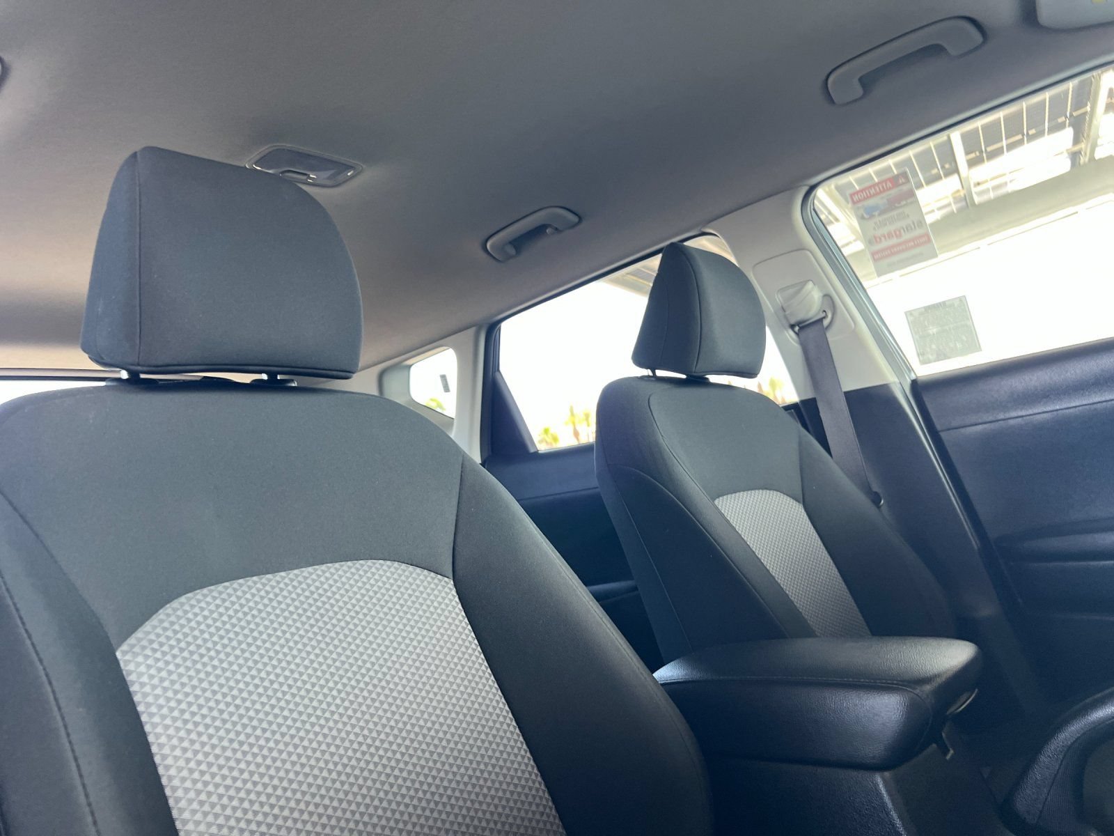 Certified 2023 Kia Soul LX w/ LX Technology Package FWD image 16