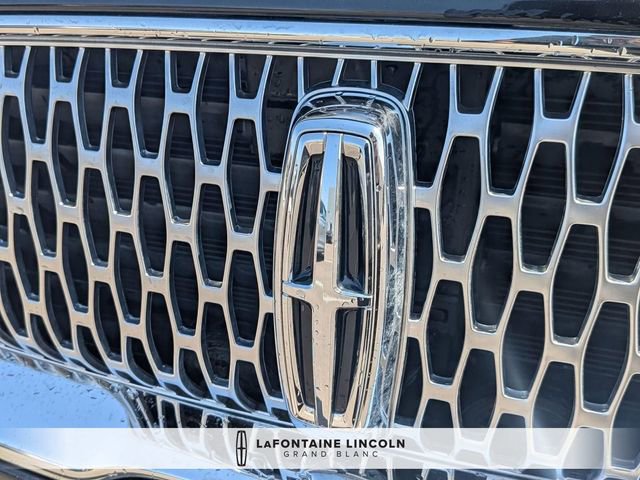 Used 2019 Lincoln Nautilus Select image 6