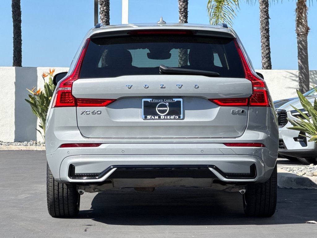 Certified 2024 Volvo XC60 B5 Plus w/ Protection Package Premier image 4