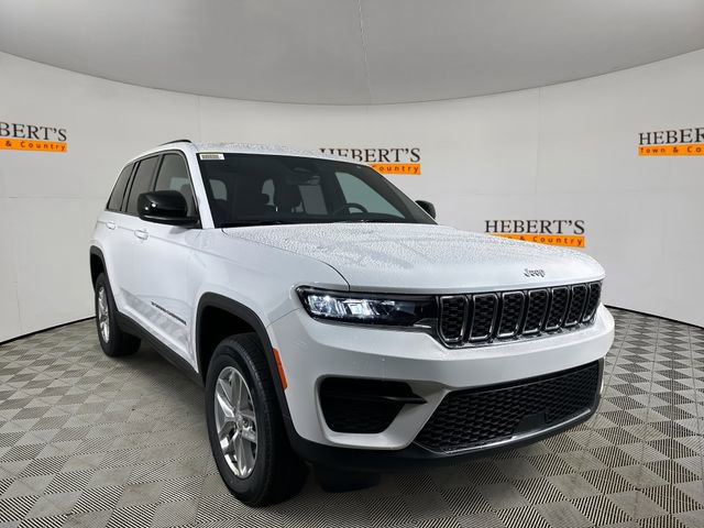 New 2025 Jeep Grand Cherokee Laredo X image 3