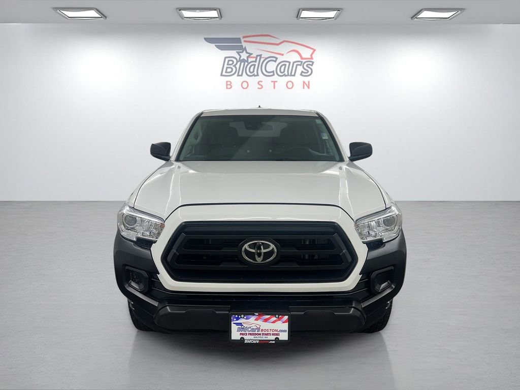 Used 2022 Toyota Tacoma SR image 2