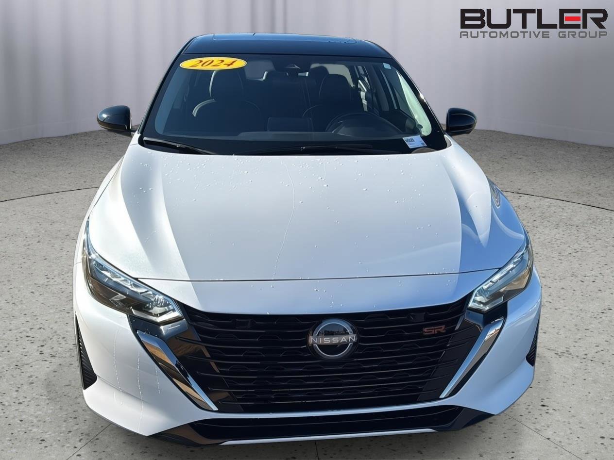 Used 2024 Nissan Sentra SR w/ SR Premium Package image 7