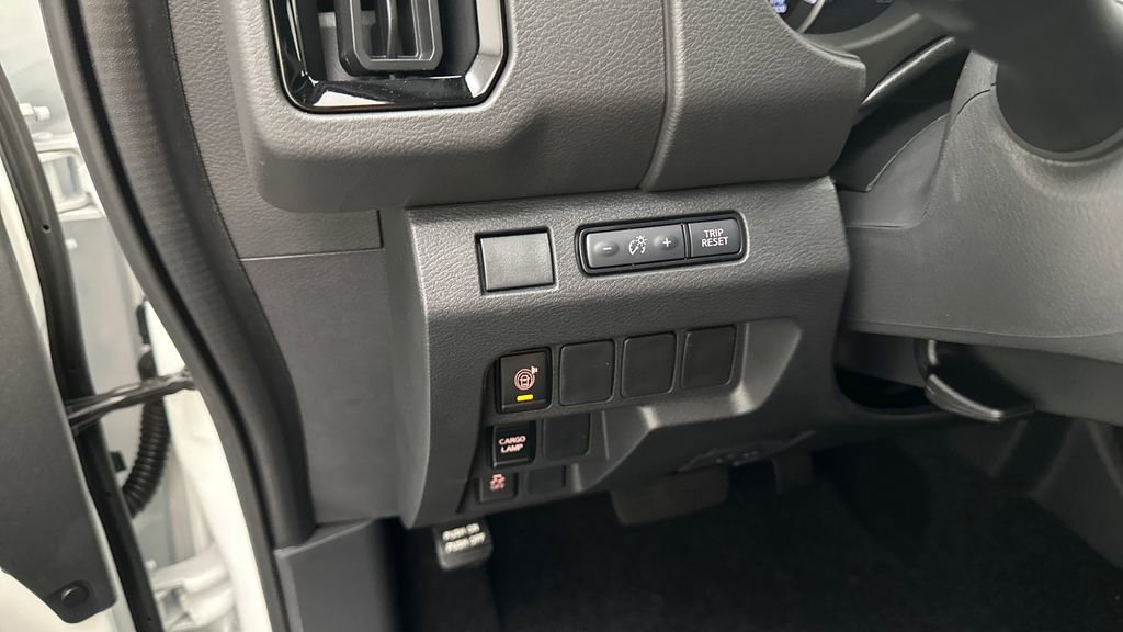 New 2026 Nissan Frontier SV w/ Tow Package image 21