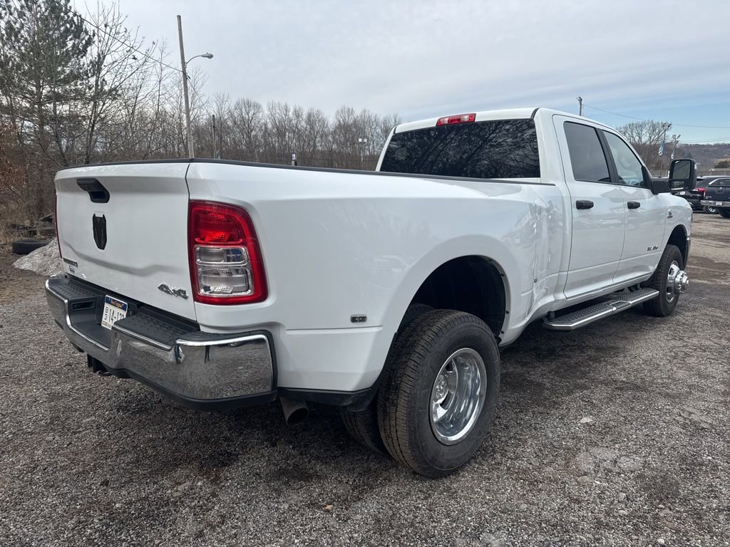 Used 2024 RAM 3500 Big Horn image 8