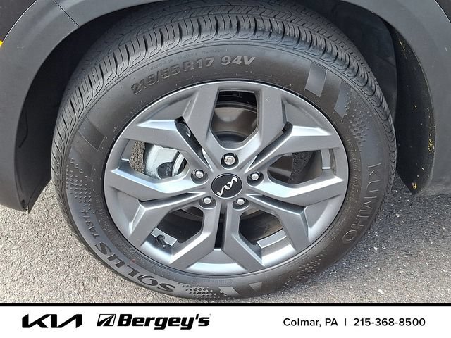 Certified 2026 Kia Seltos LX FWD image 10