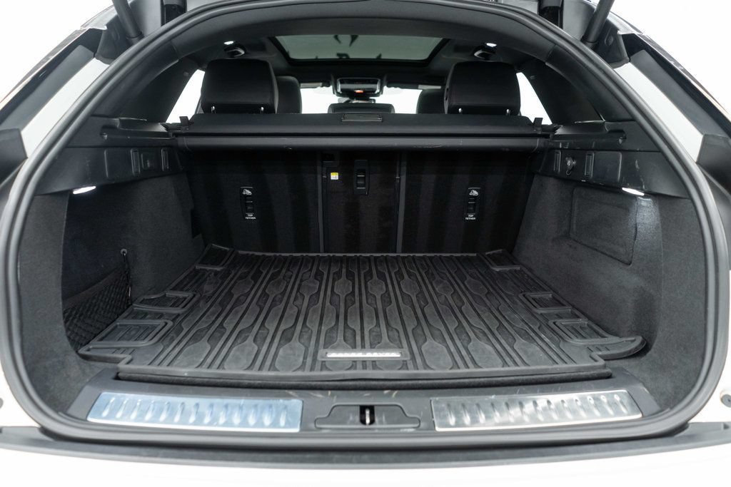 Used 2024 Land Rover Range Rover Velar Dynamic SE AWD/4WD image 30