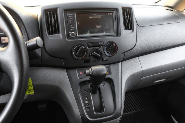 Used 2021 Nissan NV200 S image 34