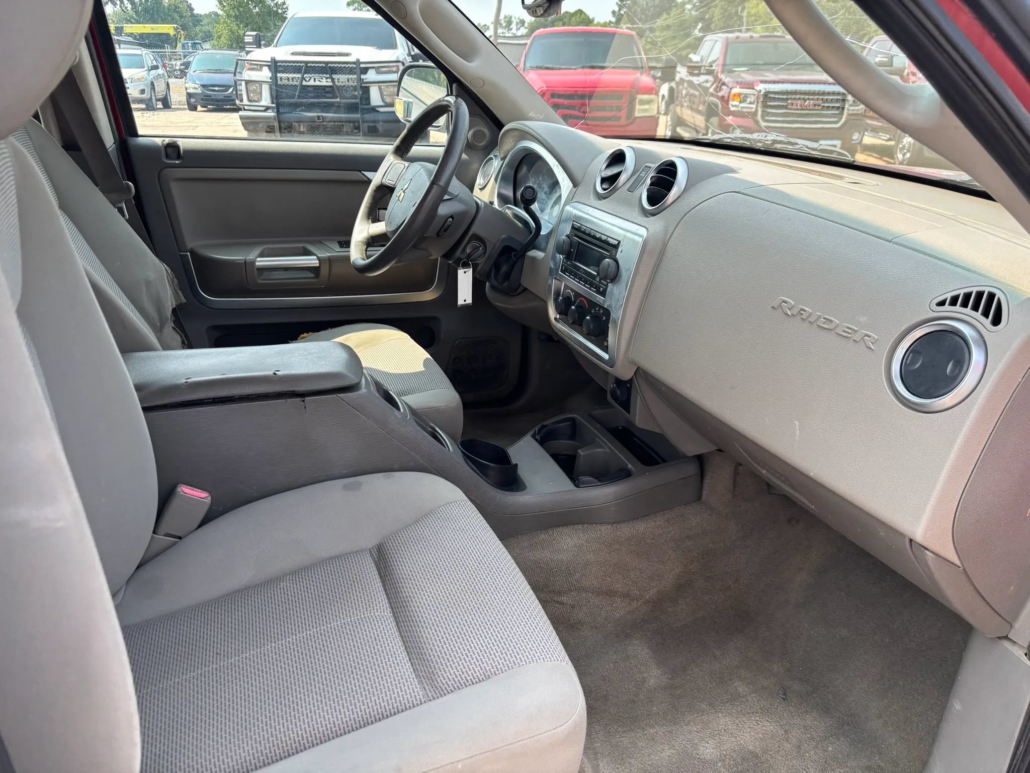 Used 2006 Mitsubishi Raider DuroCross AWD/4WD image 19