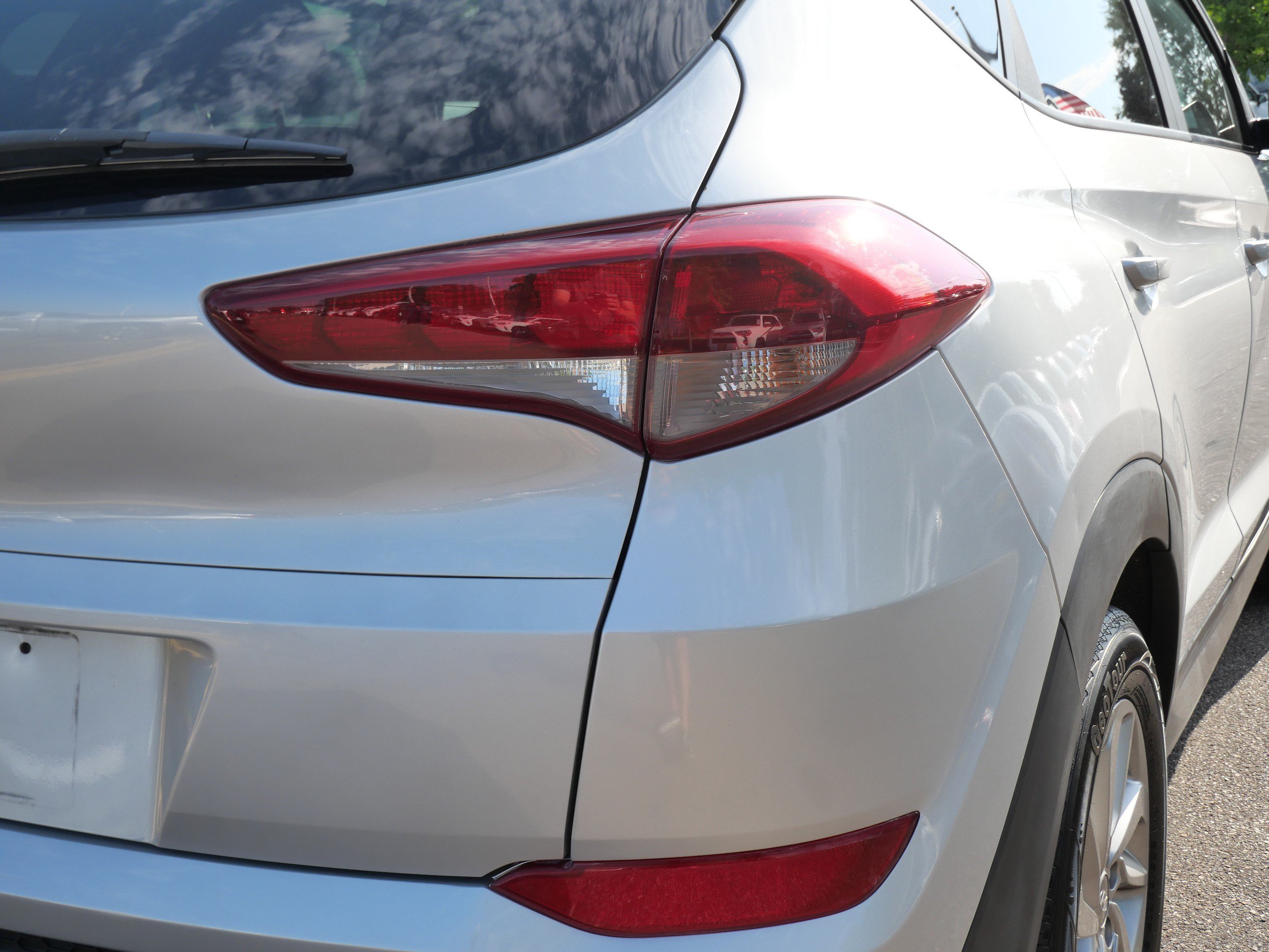 Used 2016 Hyundai Tucson SE w/ Option Group 02 FWD image 17