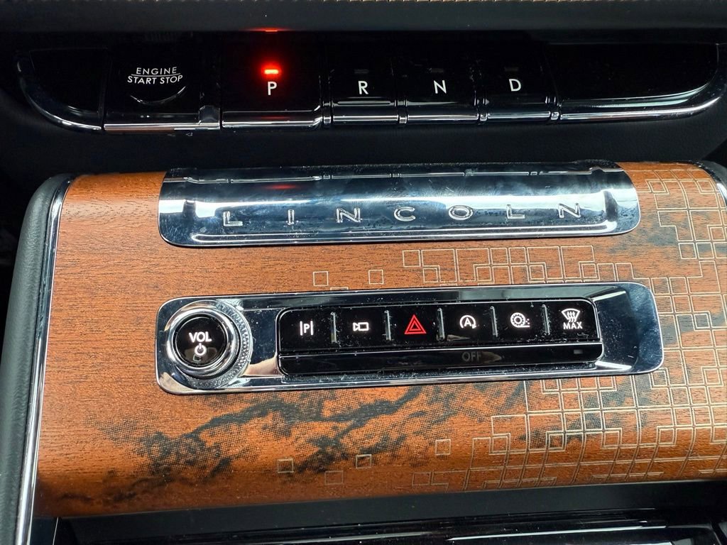 New 2025 Lincoln Aviator Black Label AWD/4WD image 44