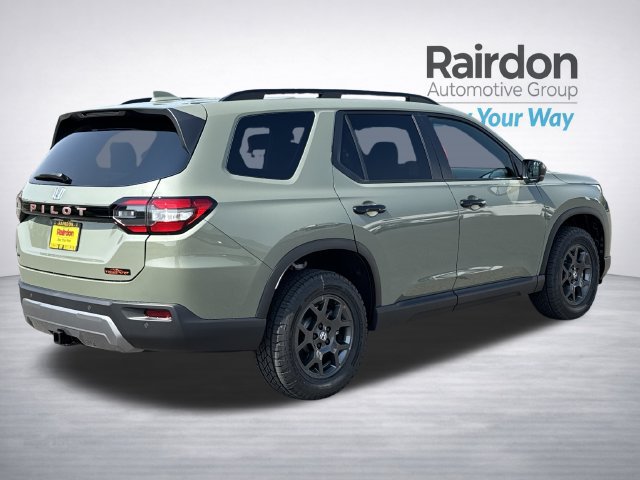 Certified 2026 Honda Pilot TrailSport image 7