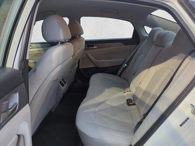 Used 2019 Hyundai Sonata SEL w/ Tech Package 02 image 18