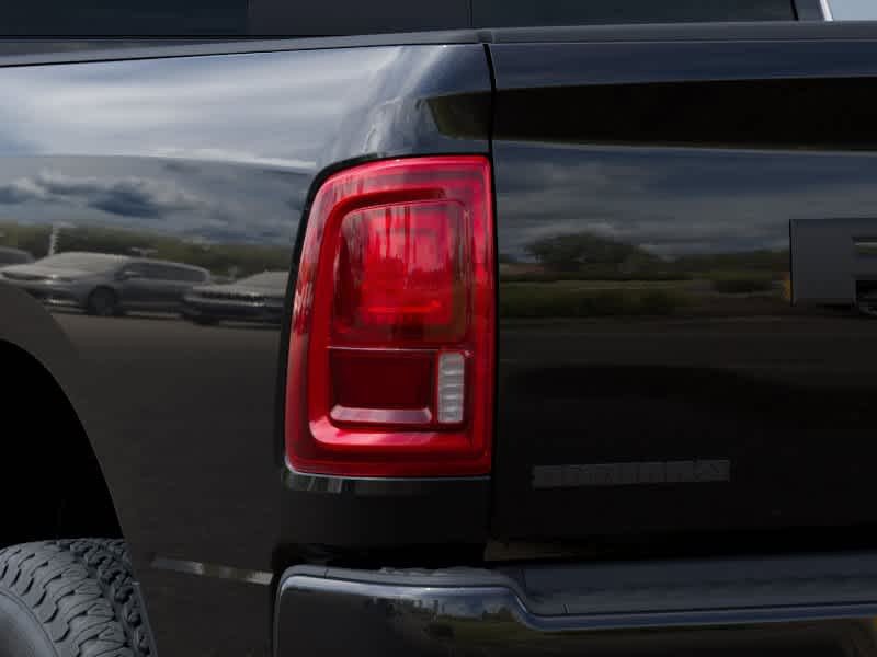 New 2026 RAM 2500 Big Horn AWD/4WD image 9