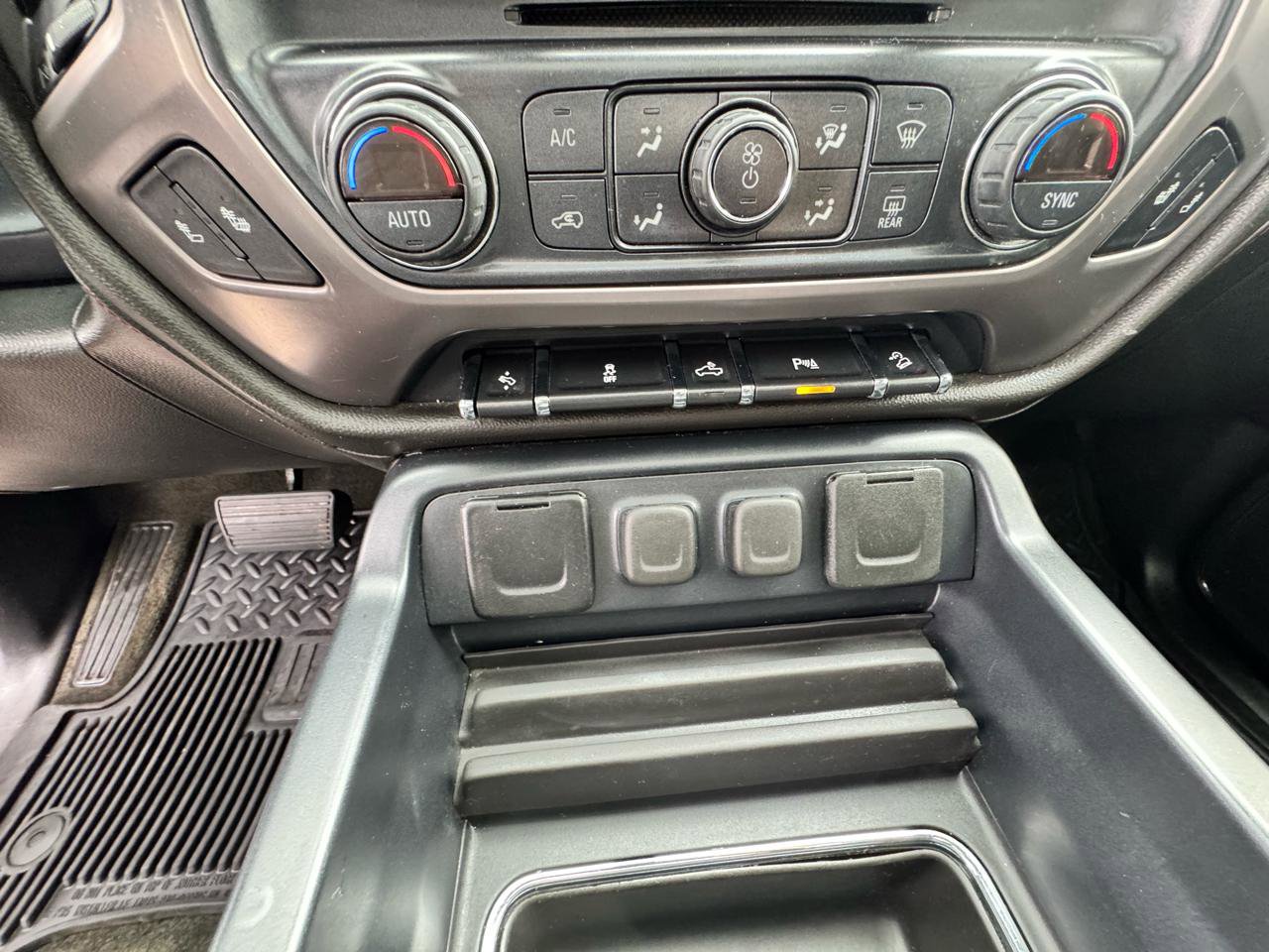 Used 2017 GMC Sierra 1500 SLT w/ All Terrain X Package image 26