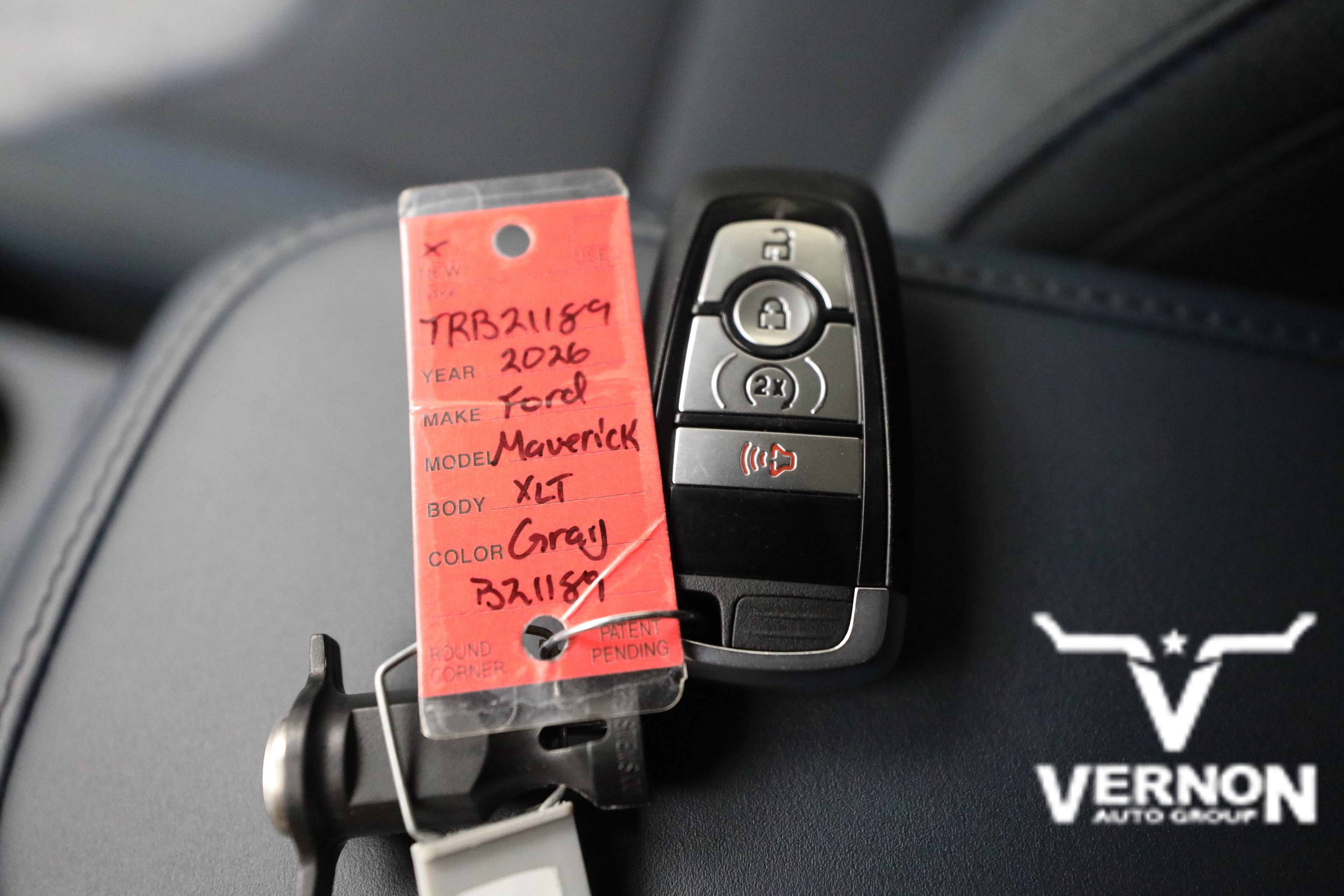 New 2026 Ford Maverick XLT w/ XLT Luxury Package FWD image 31