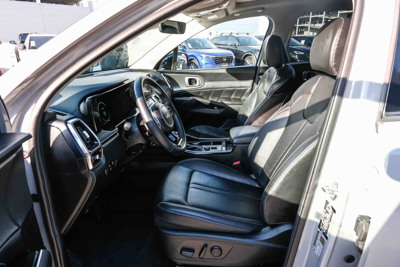 Used 2023 Kia Sorento SX AWD/4WD image 21