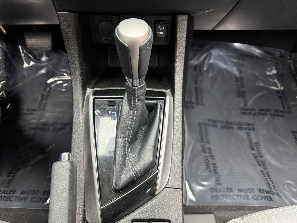 Used 2016 Toyota Corolla LE image 19