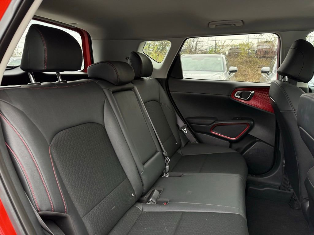 Certified 2024 Kia Soul GT-Line image 16