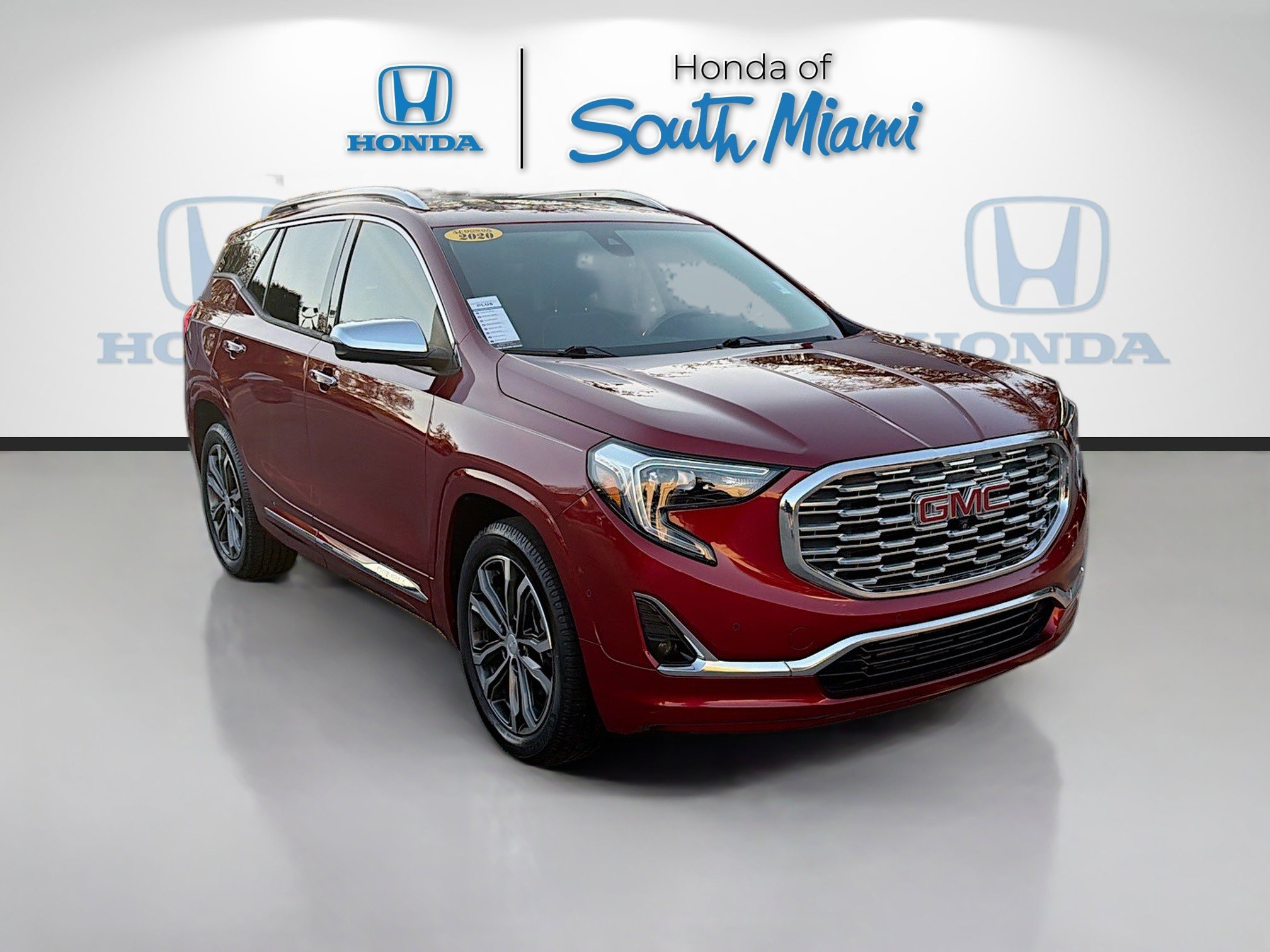 Used 2020 GMC Terrain Denali w/ Denali Premium Package image 1