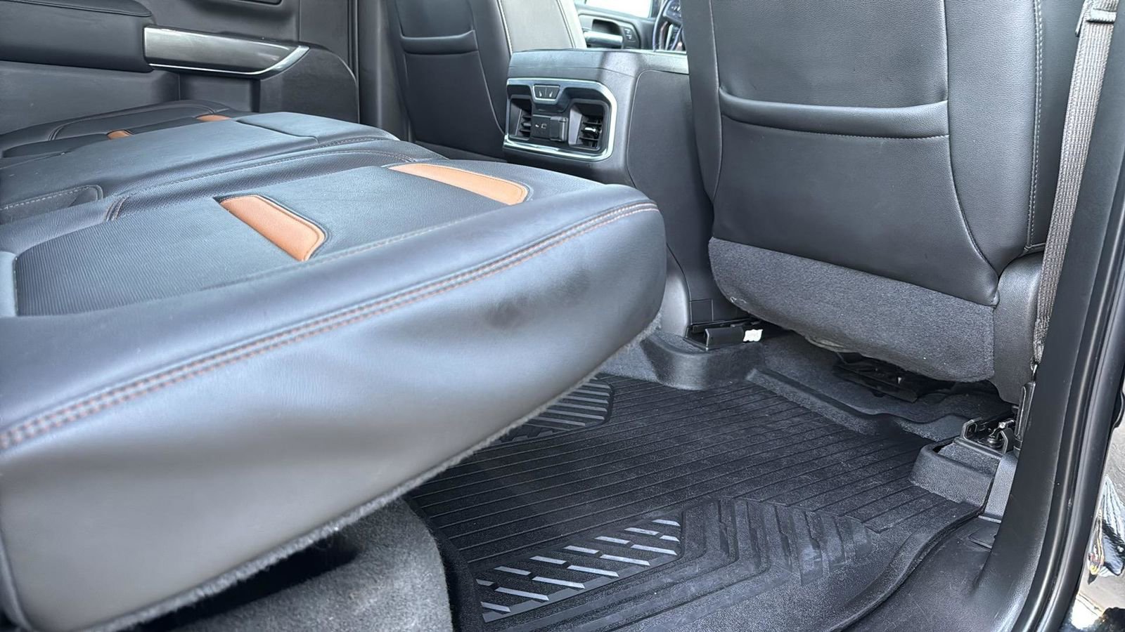 Used 2020 GMC Sierra 1500 AT4 w/ AT4 Premium Package image 24