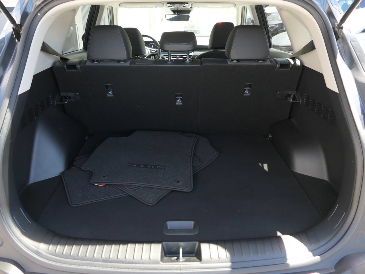 Certified 2025 Kia Seltos X-Line AWD/4WD image 21