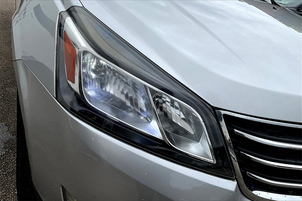 Used 2017 Chevrolet Traverse LT w/ Style and Technology Package image 33