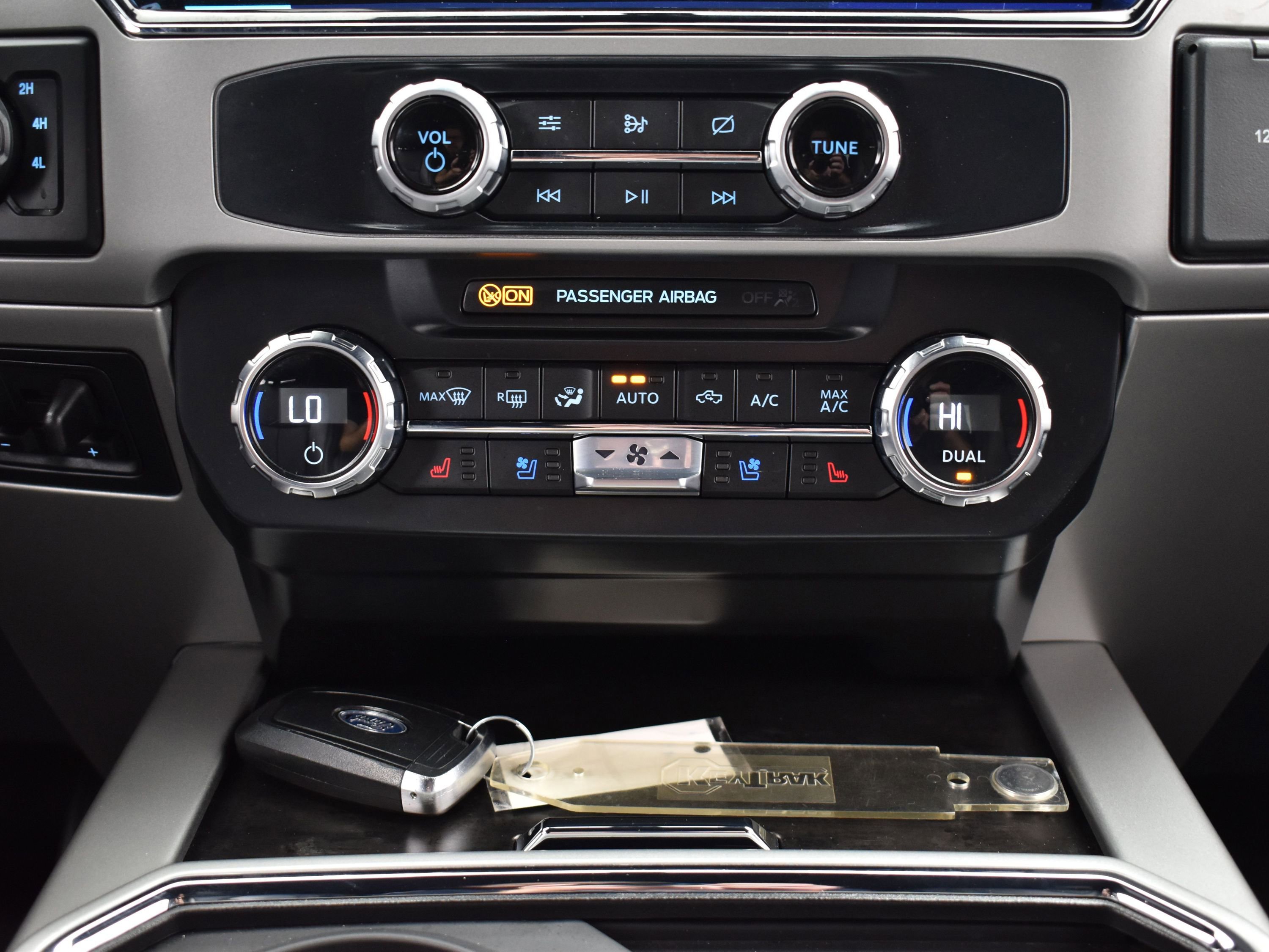 Used 2022 Ford F250 Lariat w/ Lariat Ultimate Package image 36