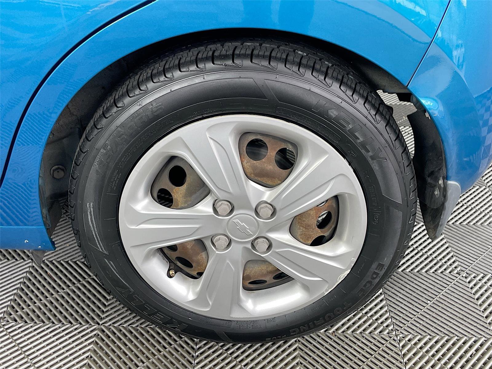 Used 2020 Chevrolet Spark LS image 32